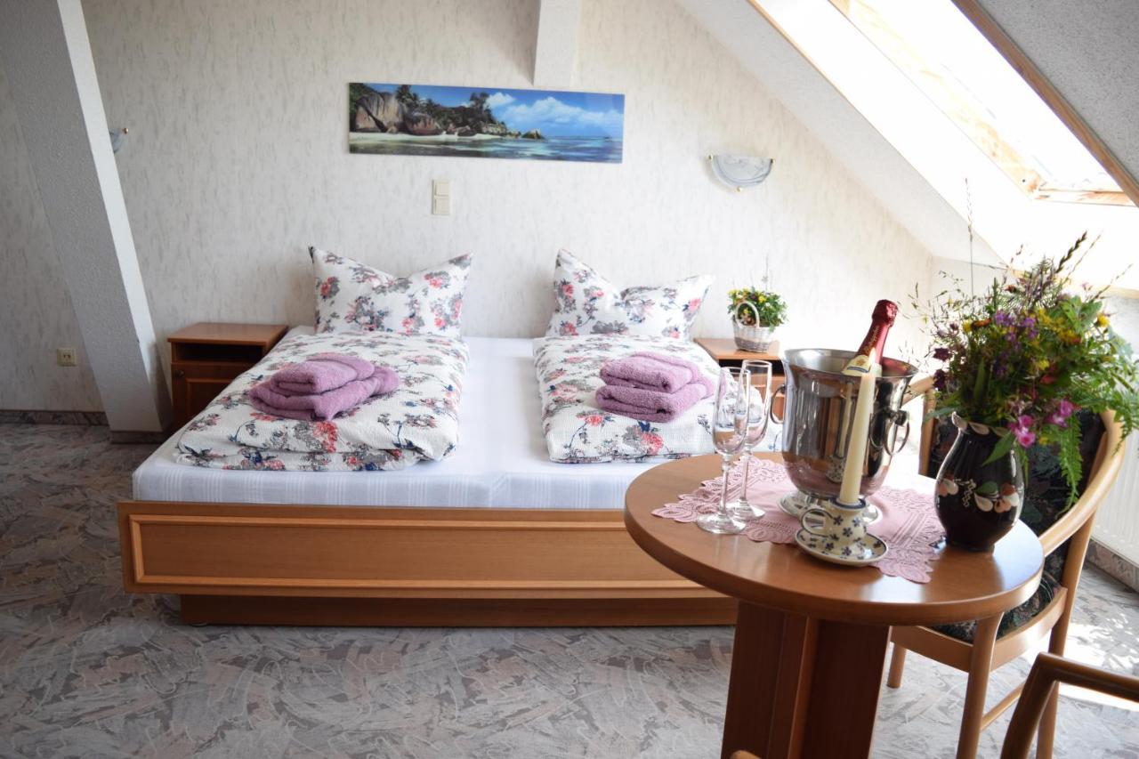 Hotel Carola Schönheide Εξωτερικό φωτογραφία
